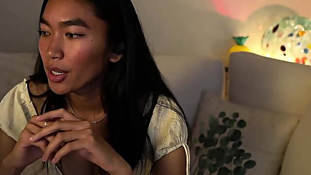 Amateur Lovely Asian babe fucked