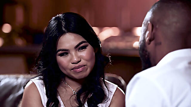 Asian beauty Cindy Starfall wants big black cock