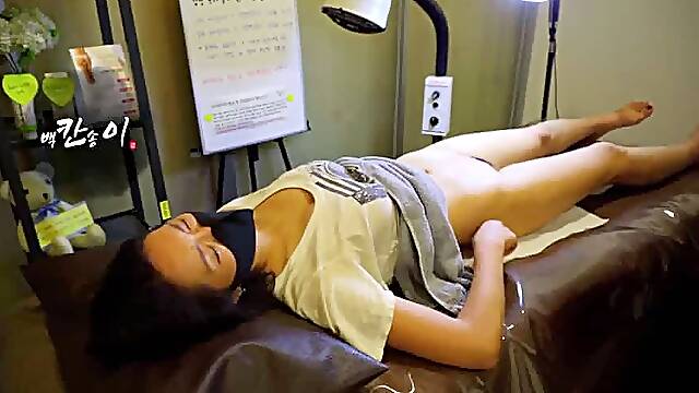 Korean Brazilian waxing