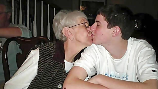 Amateur granny fucking porn videos compilation