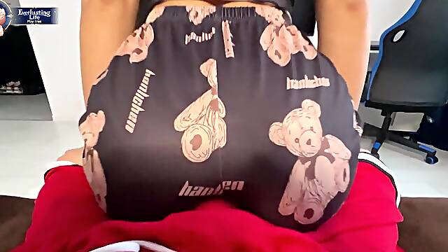 Humping and make my stepbrother cum on him,with me booty in my fresh cute pajamas