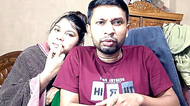 Well-known desi bhabhi Jaanvi nailed by her friend in front of her cuckold hubby in hotel room