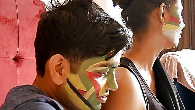 Saheb Ji Takes Advantage of Poor Mamtas Compulsion