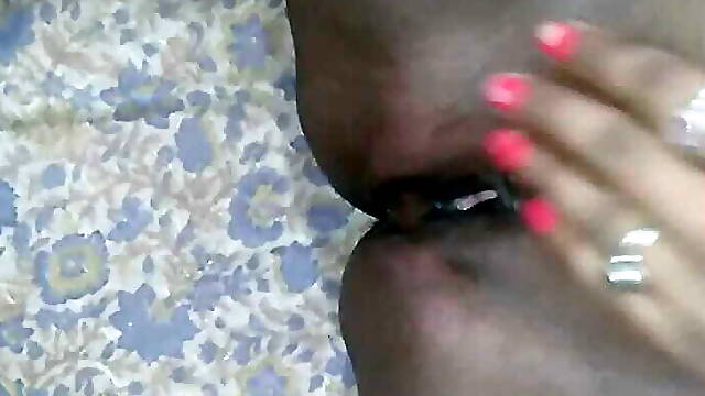 Desi woman fingering in relaxation and filth