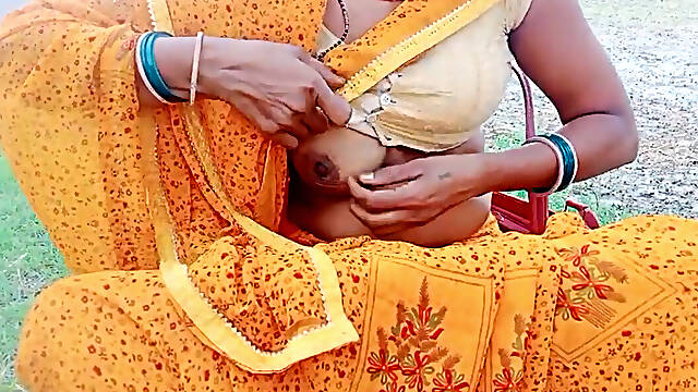 Bhabhi ko coco cola pilakar chudai kiya