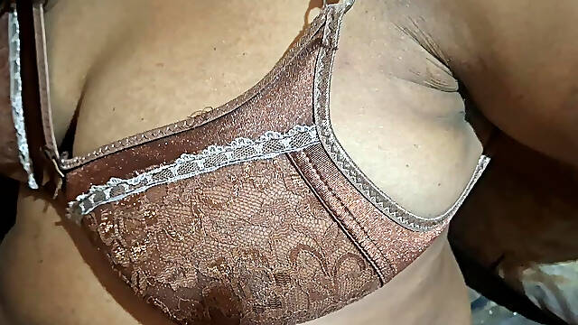 WTF Indian MILF Teases Her Body