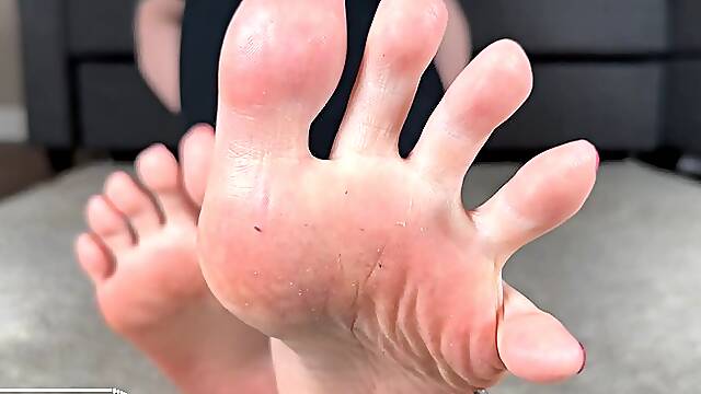 Dirty Feet Humiliation JOI