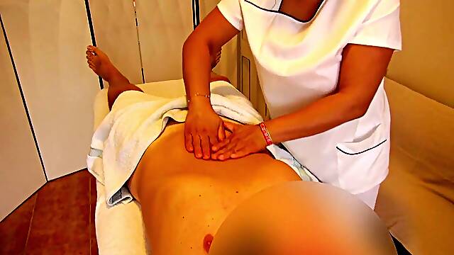 Top-notch Asian rubdown in first person perspective with a satisfying finale